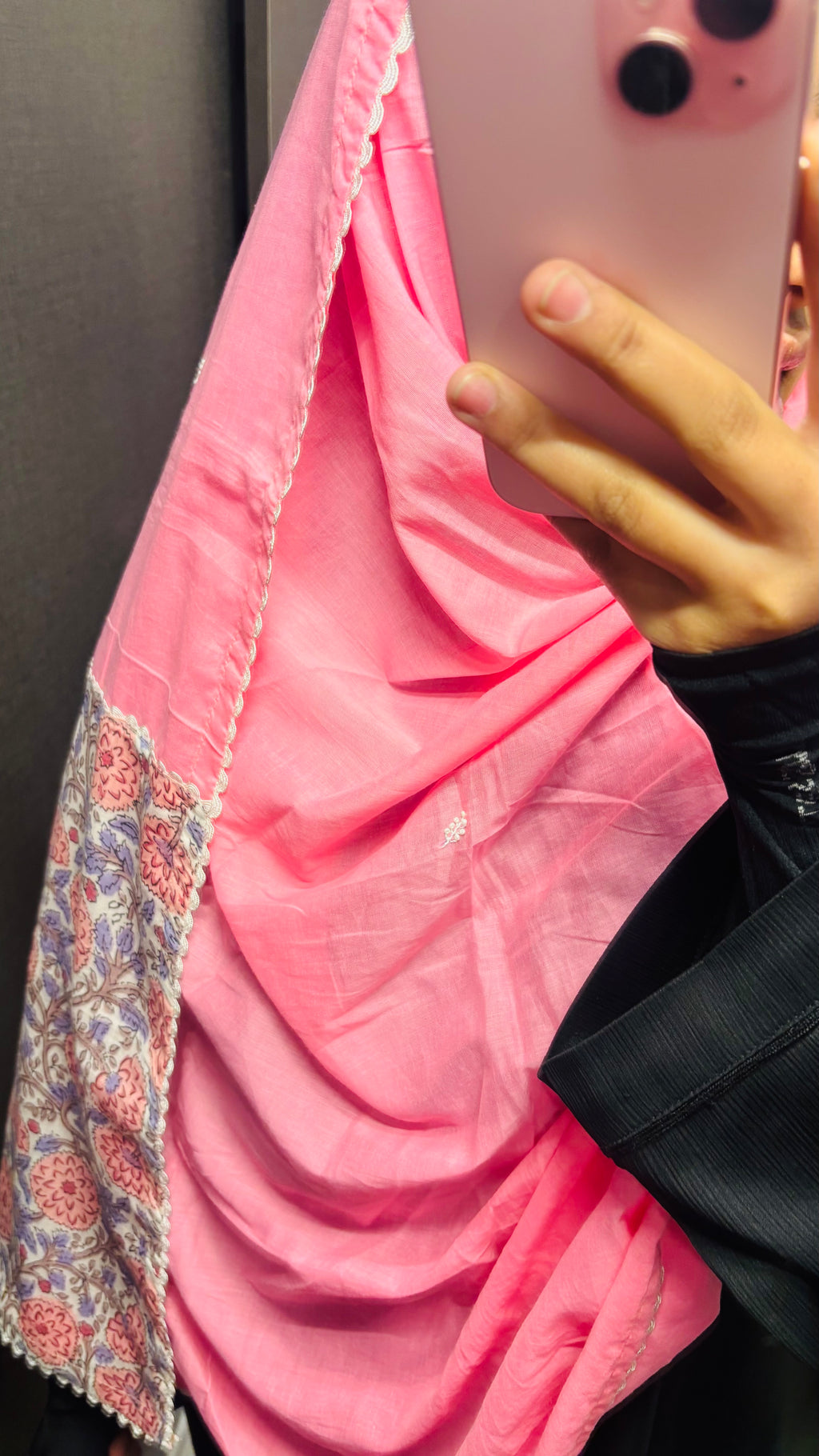 Pink & White pure cotton designer Embroidered dupatta with white lace