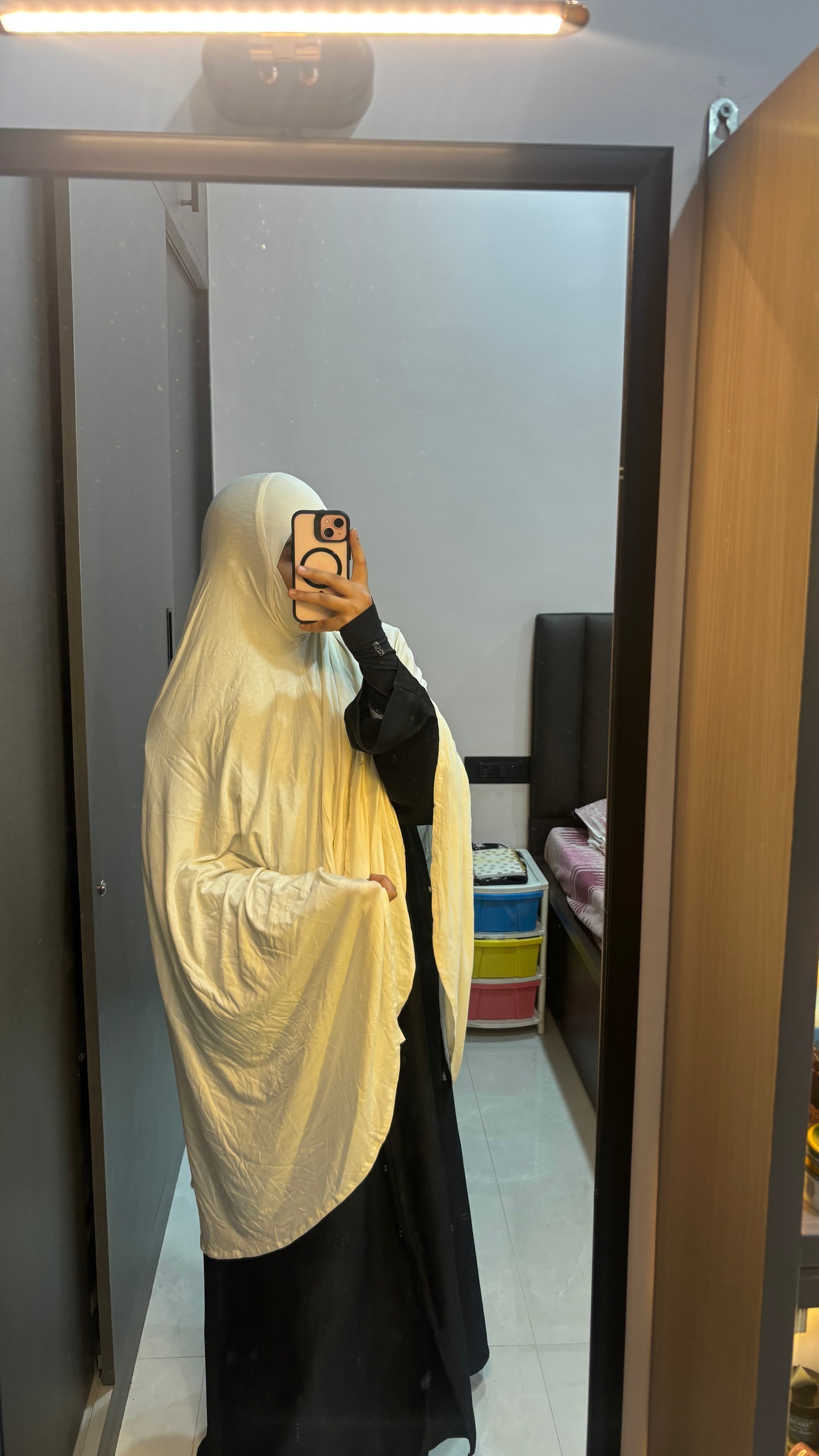 Extra Long white Cotton Hosiery Khimar