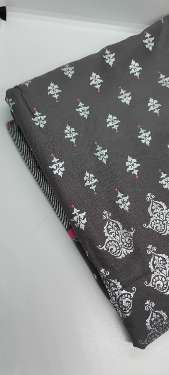 Beautiful grey big size chadar, shimmer print and lovely finish, premium quality