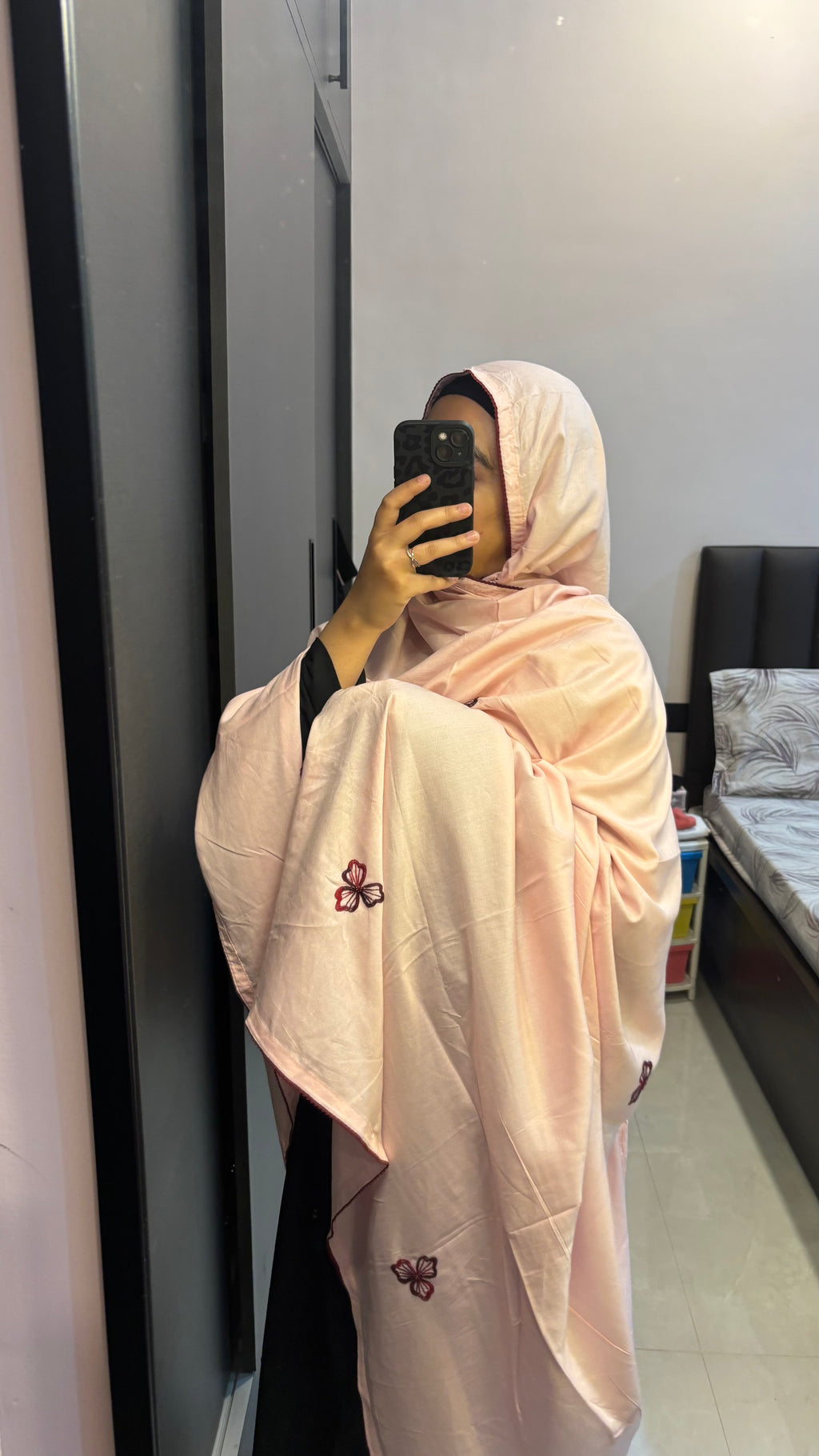 Baby Pink & Maroon HandWork Soft Rayon Big Dupatta/ Chadar