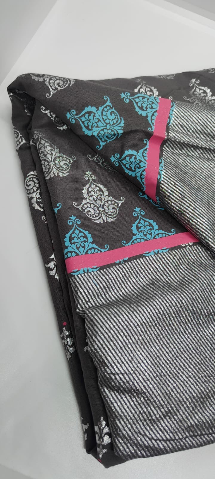 Beautiful grey big size chadar, shimmer print and lovely finish, premium quality