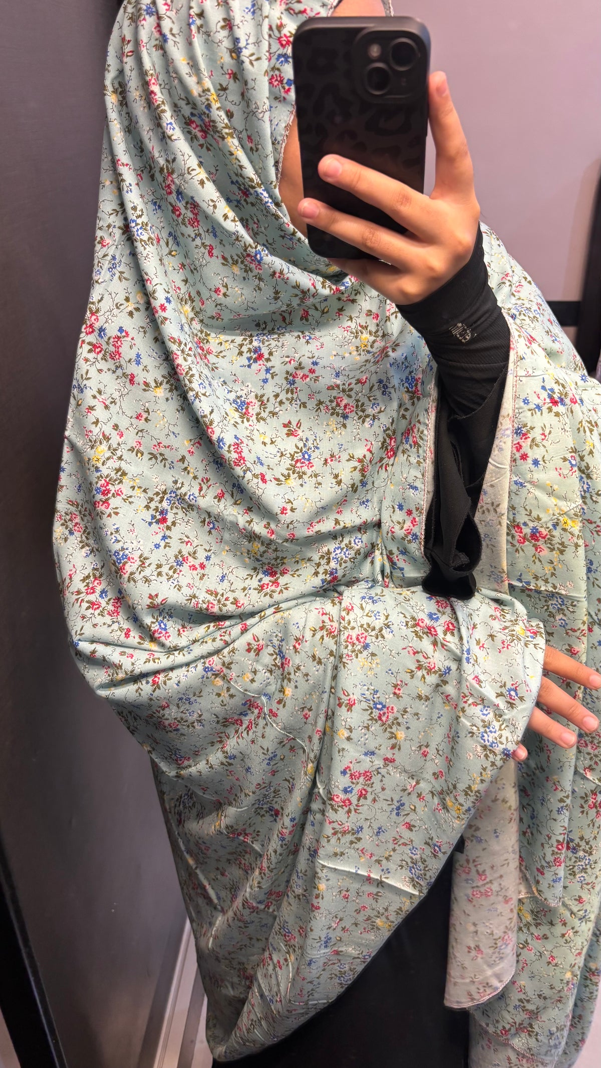 Green Minimal Printed Soft Rayon Dupatta/ Chadar