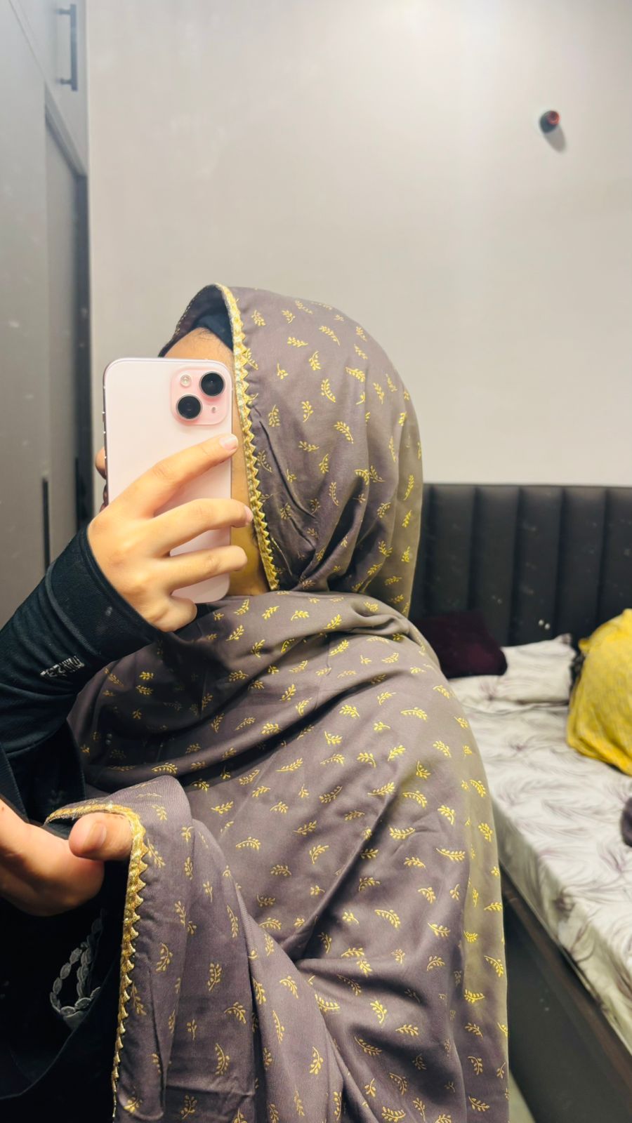 Mirgan Lace chadar