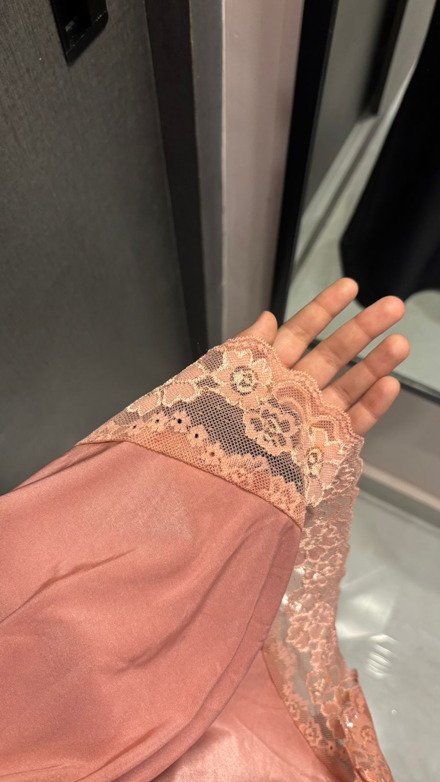Lace Lycra Makhna - Peach