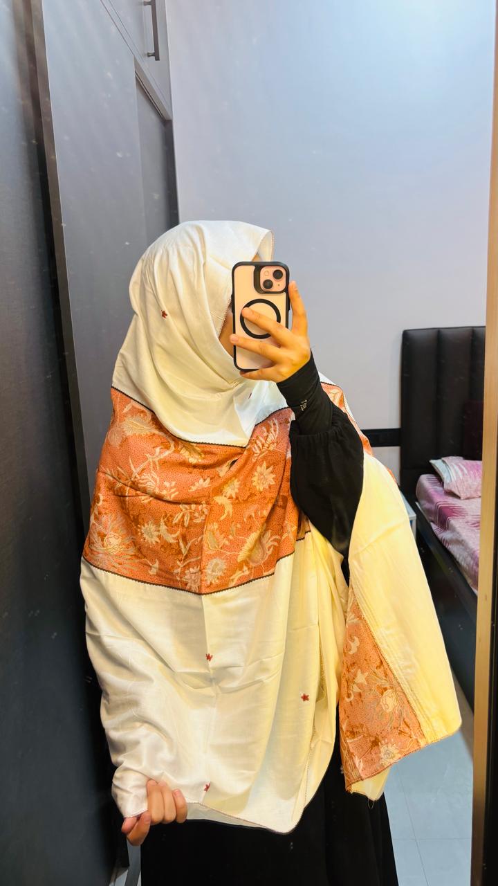 Beautiful Summer Print  white & Rust Rayon Dupatta with Lace & hand work